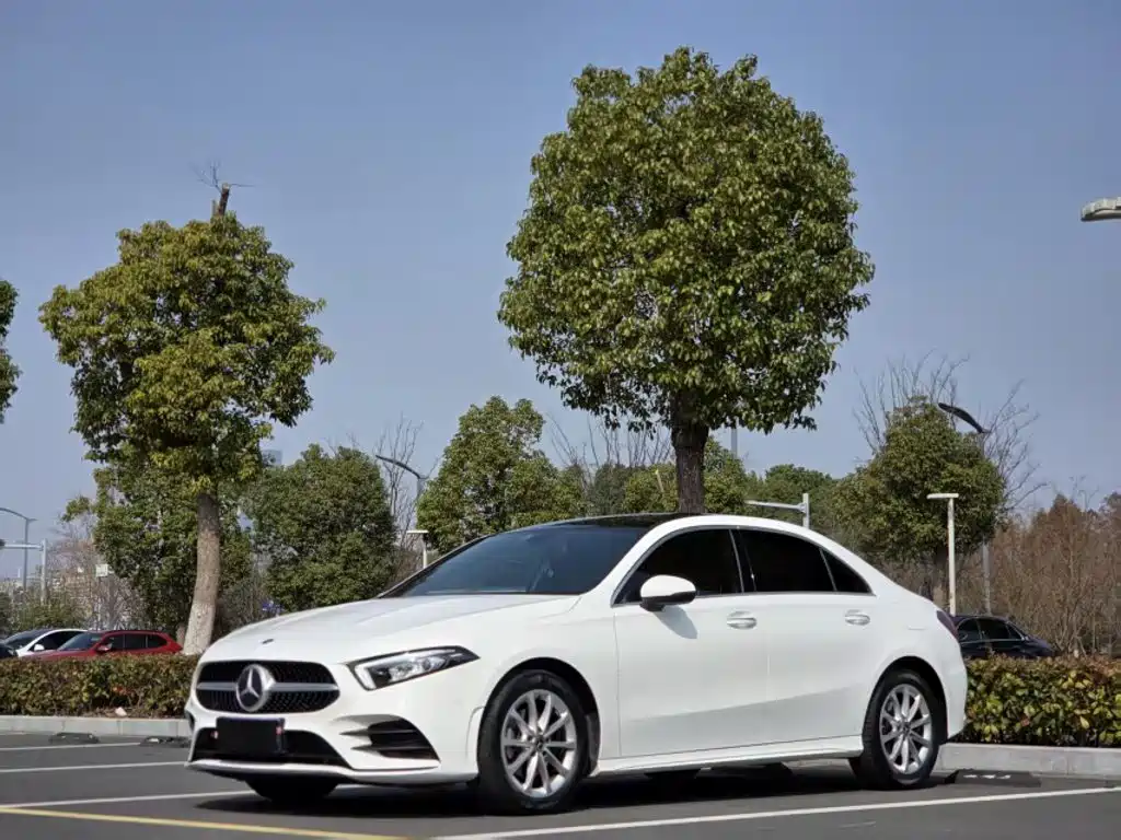 Mercedes-Benz A-Class — миниатюра 2