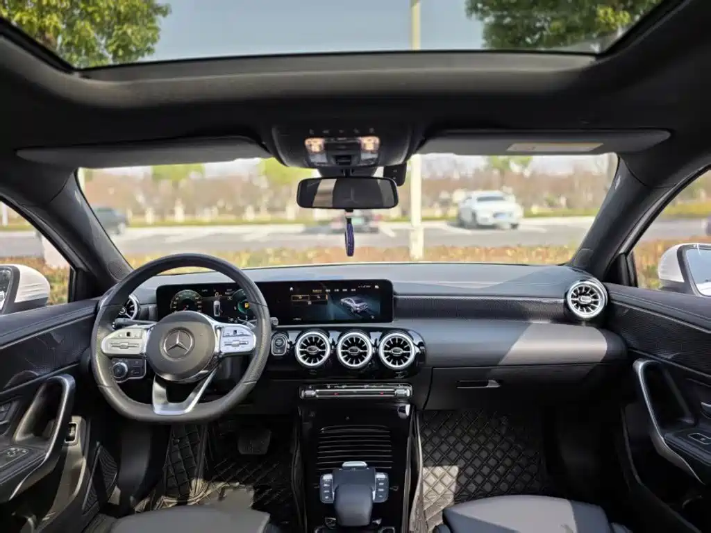 Mercedes-Benz A-Class — миниатюра 14