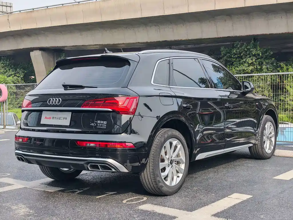 Audi Q5L 2022 40T Luxury
