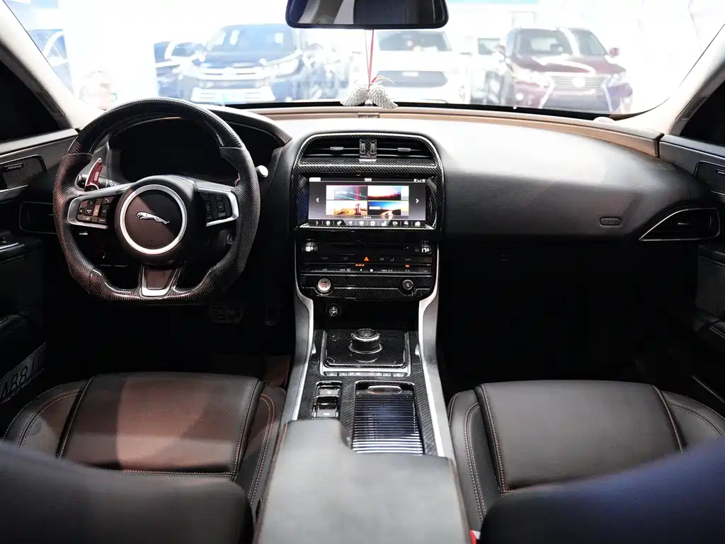 Jaguar XEL — миниатюра 15