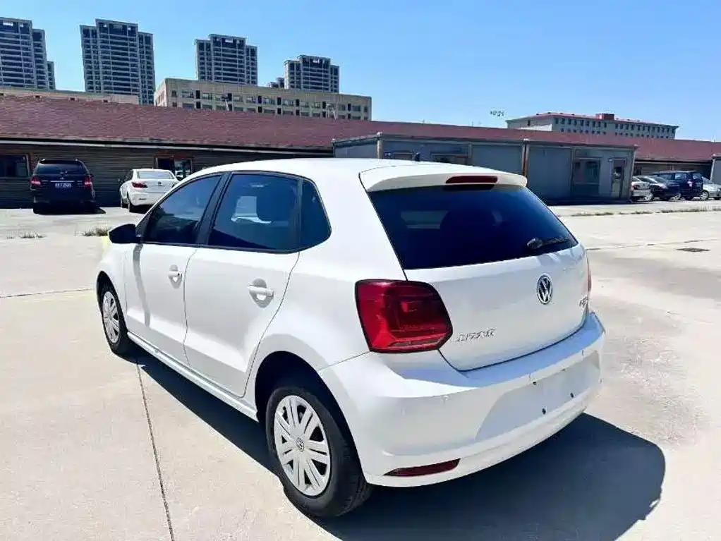 Volkswagen Polo — миниатюра 4