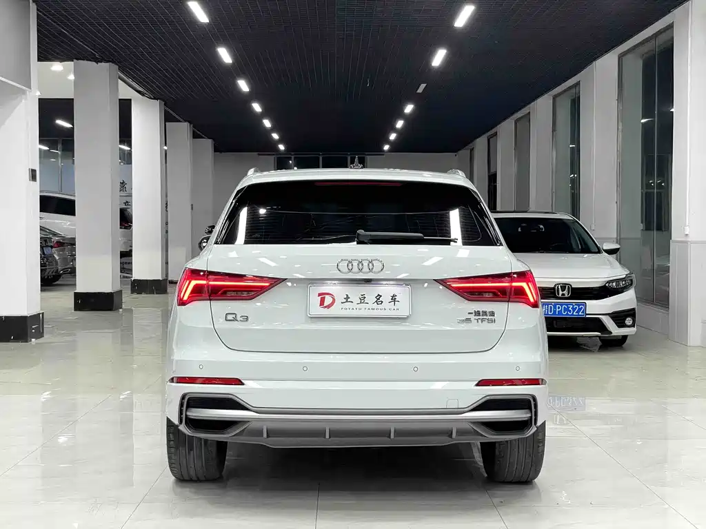 Audi Q3 2022 35 TFSI Fashion