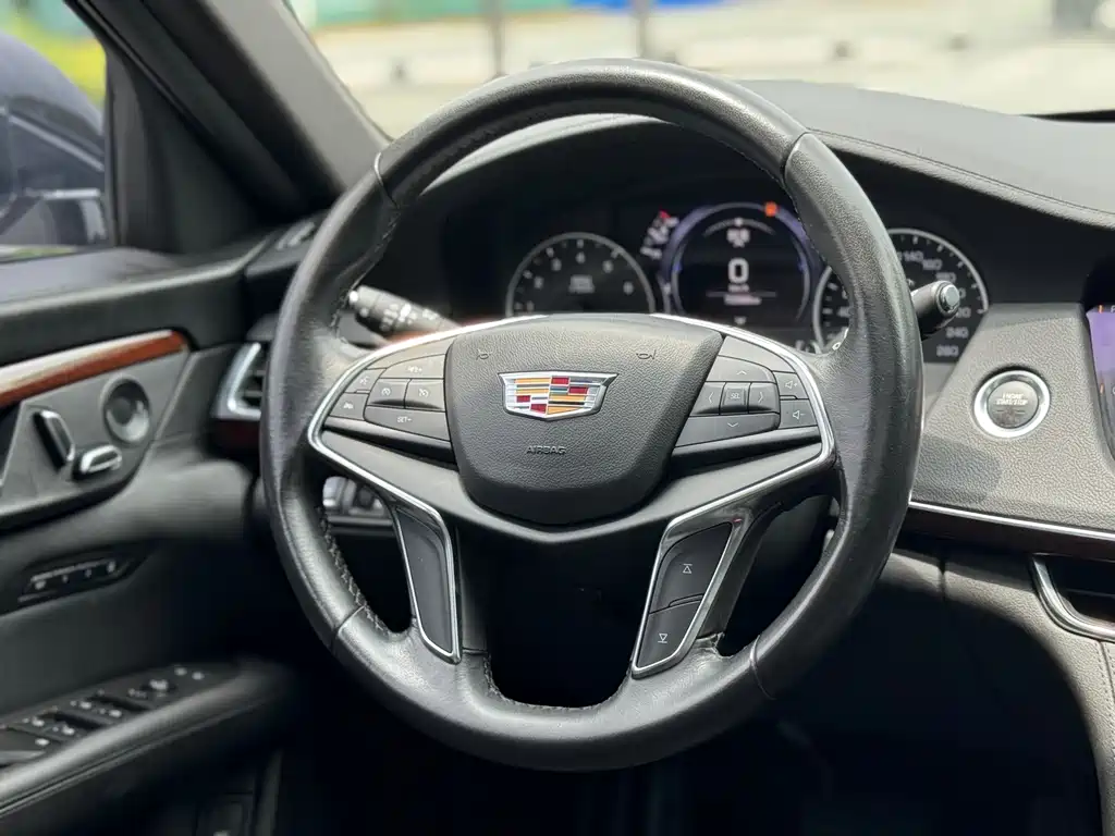 Cadillac CT6 — миниатюра 13