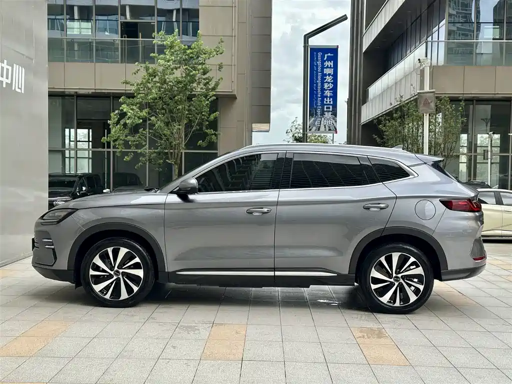 BYD Song Plus PLUS 2023 Champion DM-i 150KM Flagship PLUS