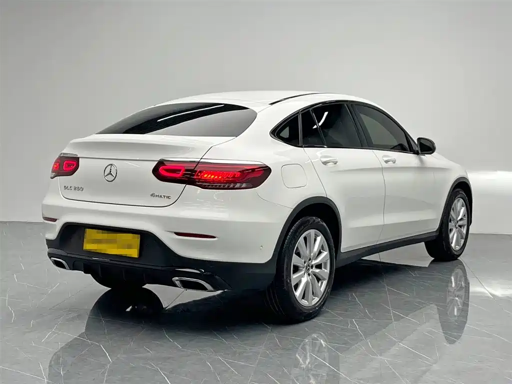 MERCEDES-BENZ GLC COUPE