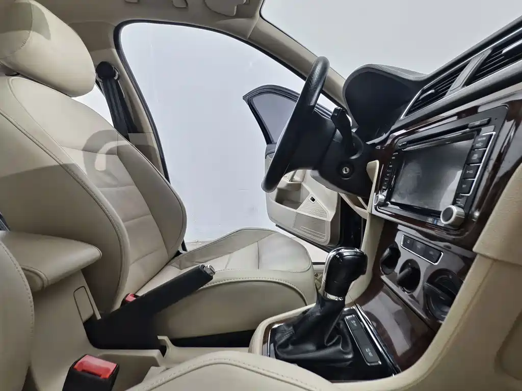 Volkswagen Lavida — миниатюра 15