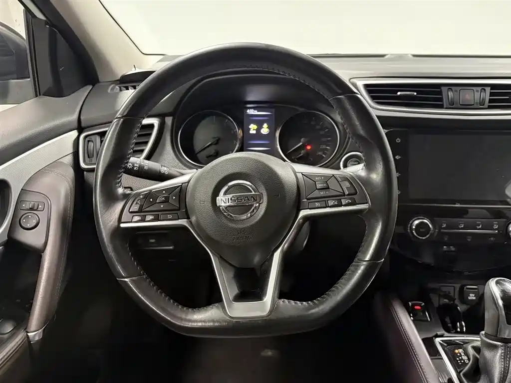 Nissan Qashqai 2019 2.0L CVT Luxury