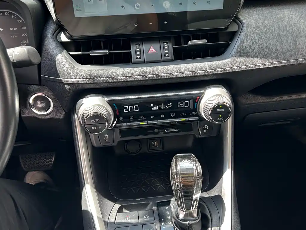 Toyota Wildlander — миниатюра 5
