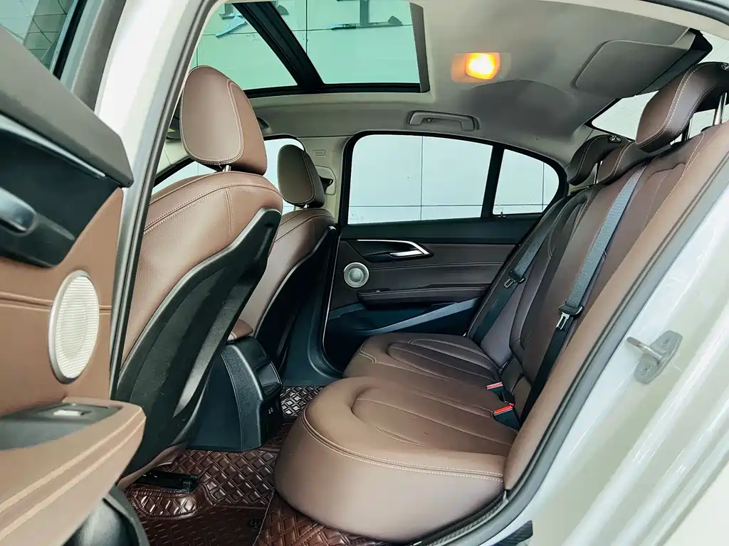 BMW 1 Series — миниатюра 20