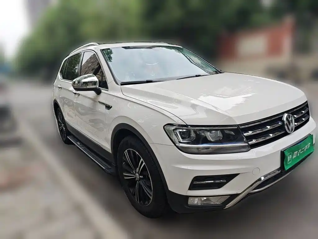 Volkswagen Tiguan L — миниатюра 24