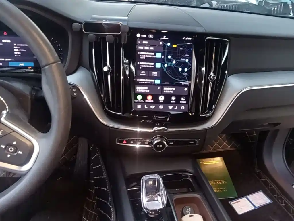 Volvo XC60 — миниатюра 9