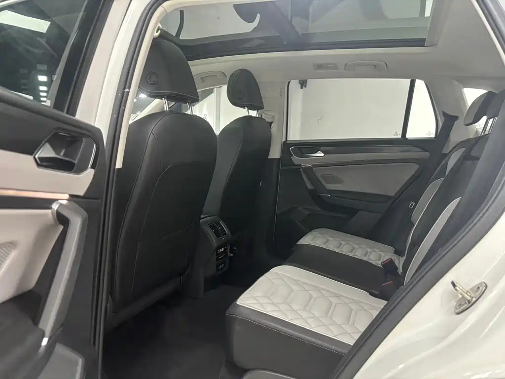 Volkswagen Tayron — миниатюра 10