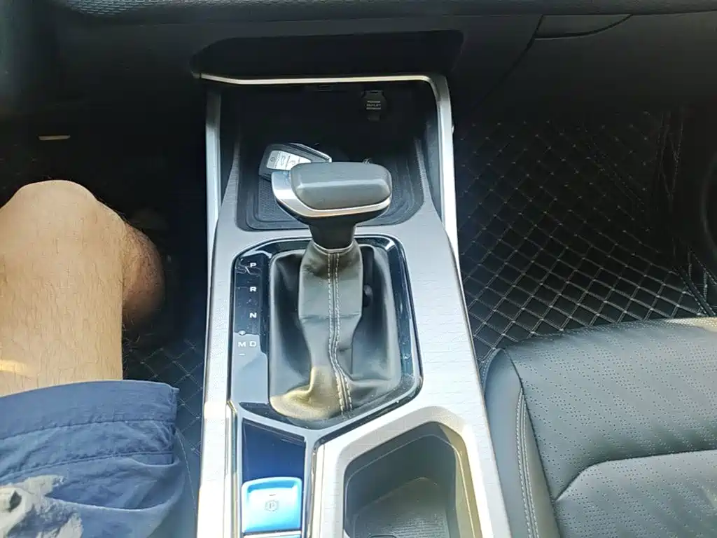 Geely Emgrand — миниатюра 14