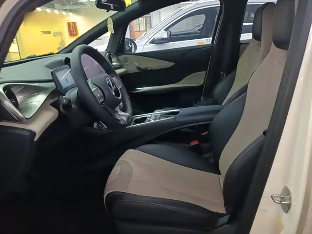 BYD Dolphin — миниатюра 15