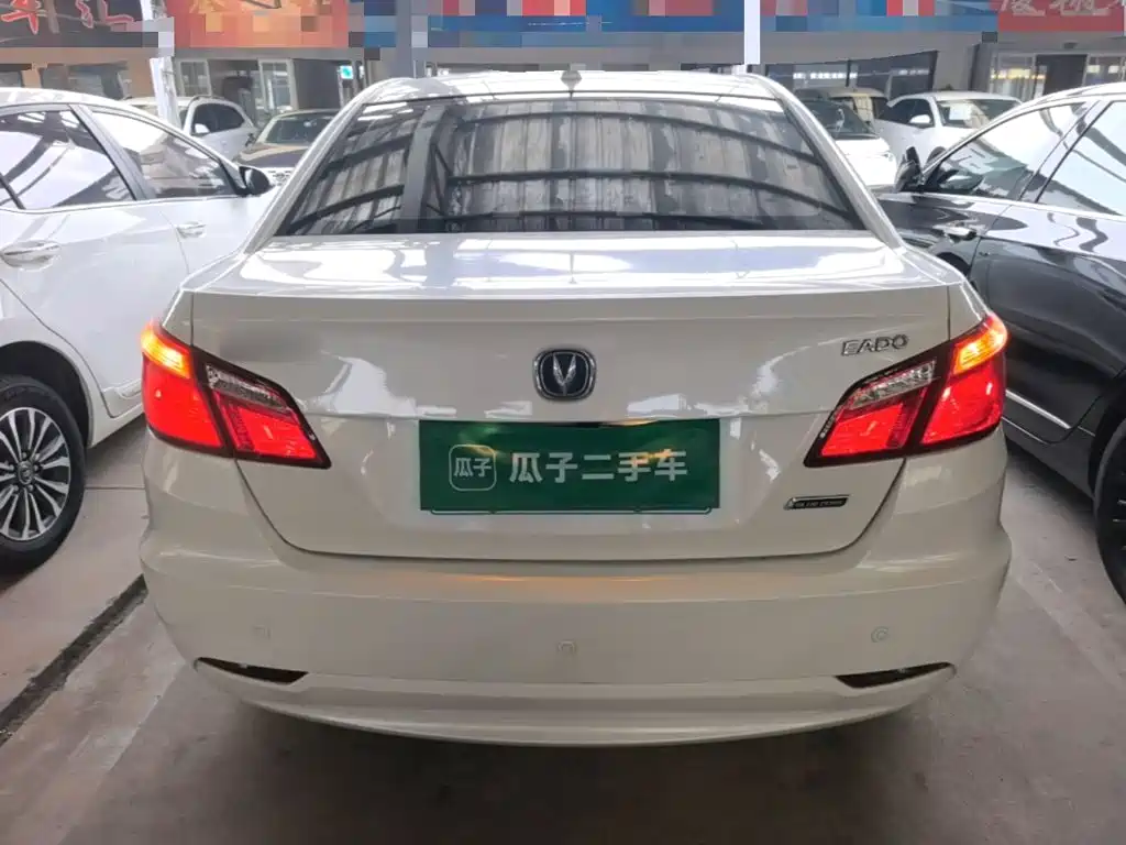 Changan Eado — миниатюра 6