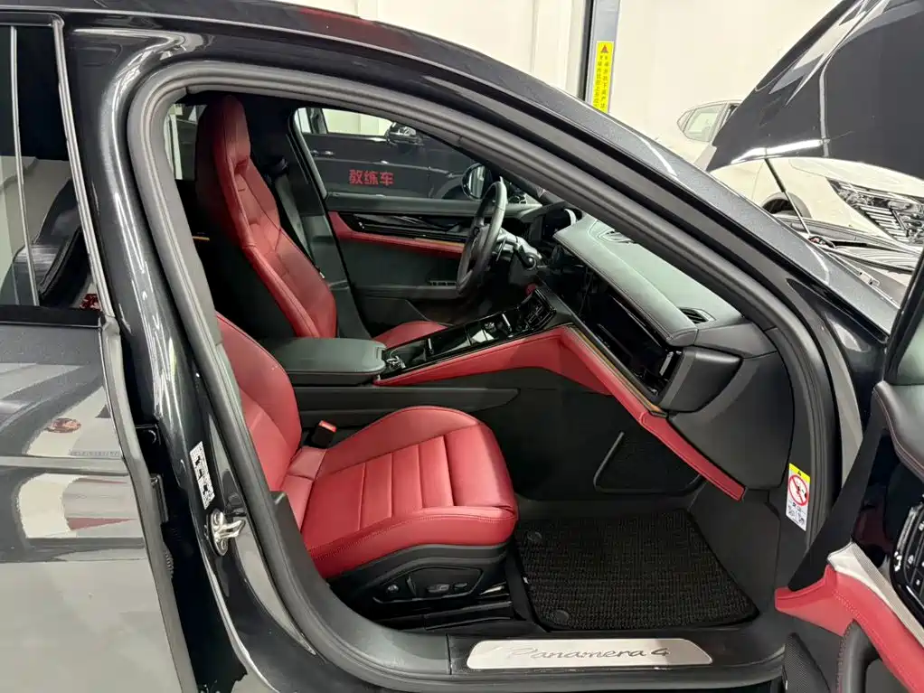 Porsche Panamera — миниатюра 21