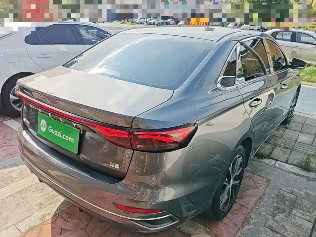 Geely Emgrand — миниатюра 7
