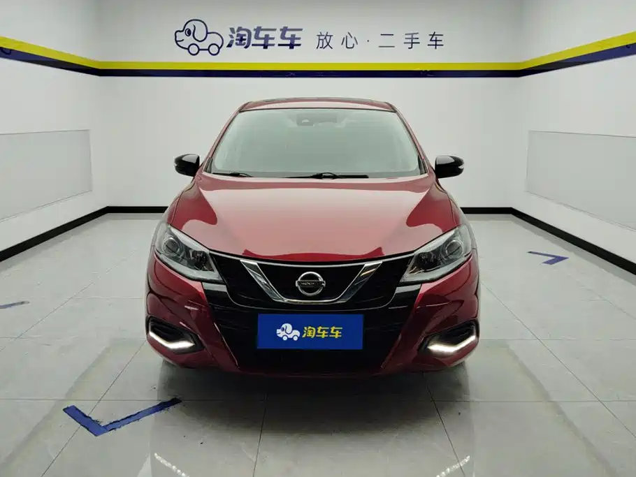 Nissan Tiida — миниатюра 2