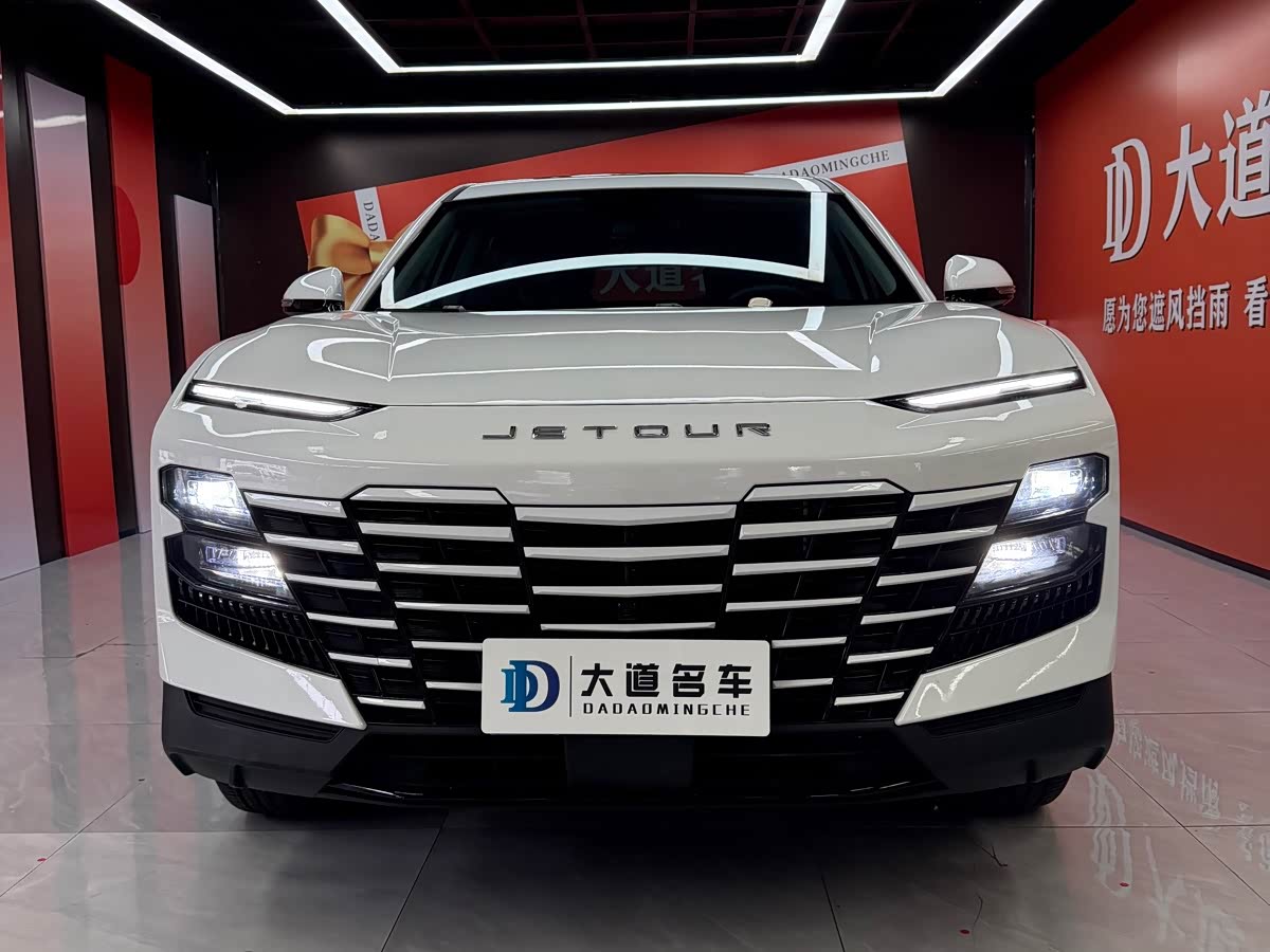 Jetour Jetour Dasheng 1.5 л 2023 г. Белый, пробег 9800 км