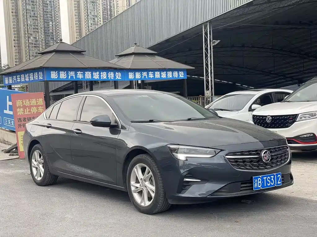 Buick Regal — миниатюра 4