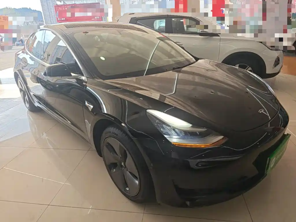 Tesla Model 3 — миниатюра 4