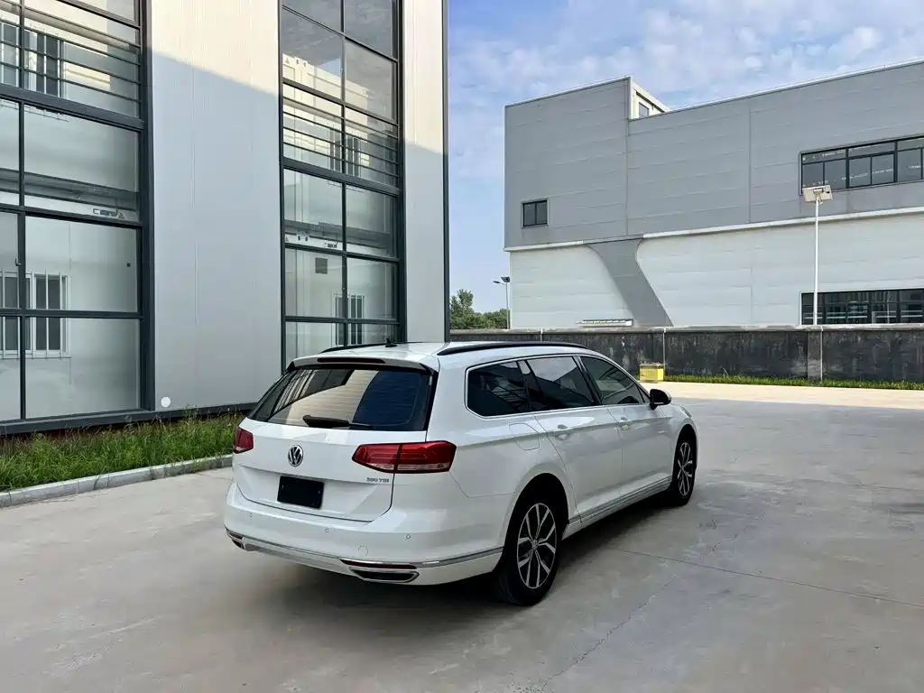 Volkswagen Viloran — миниатюра 10