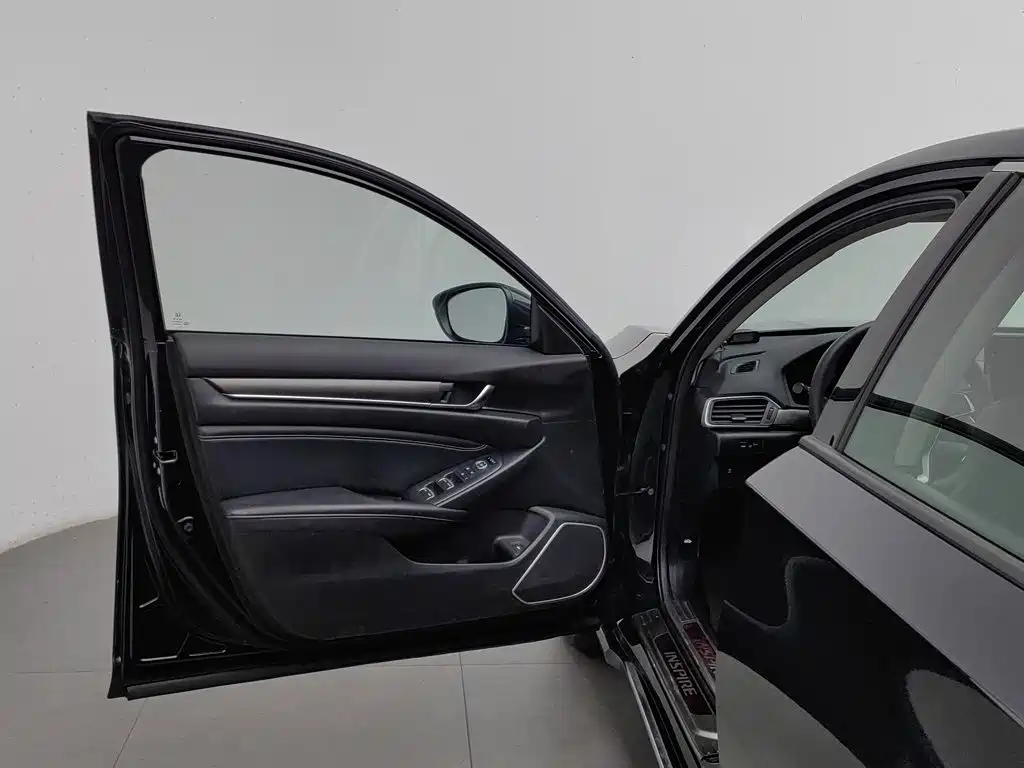 Honda Inspire — миниатюра 8