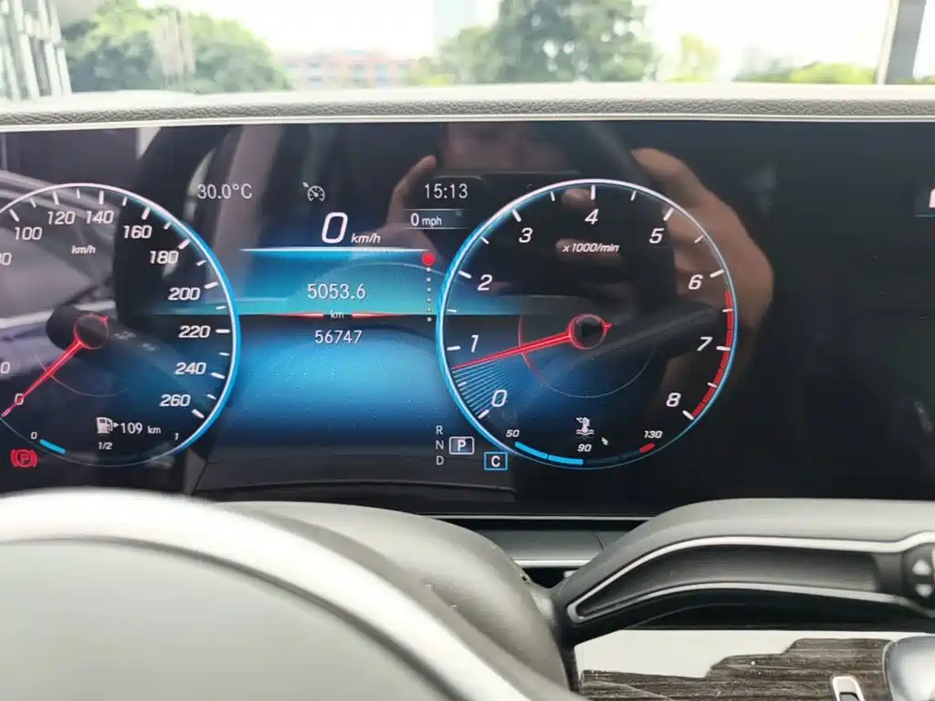 Mercedes-Benz GLE (Import) — миниатюра 17