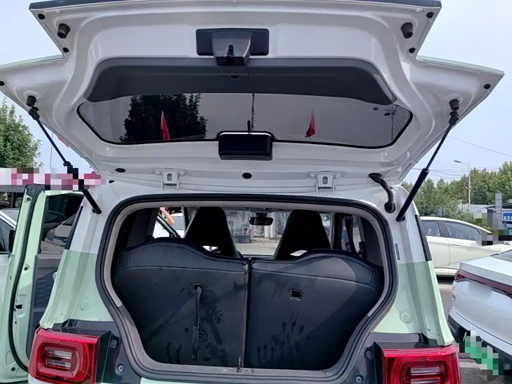 Wuling MINIEV — миниатюра 19