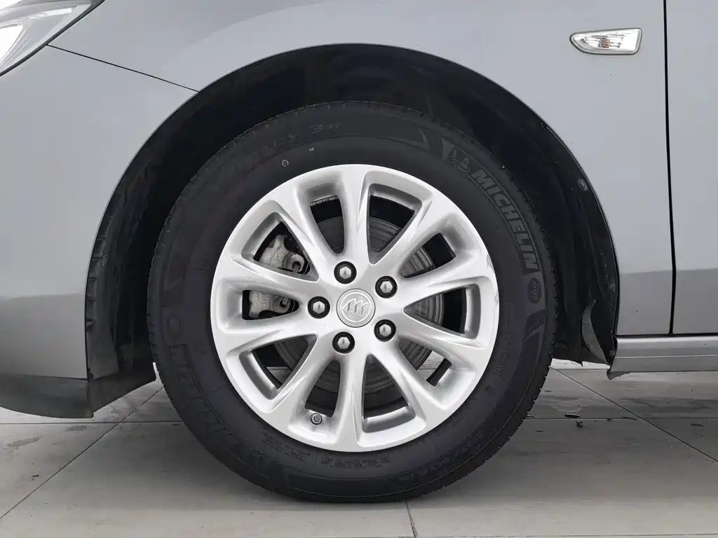 Buick GL6 — миниатюра 17