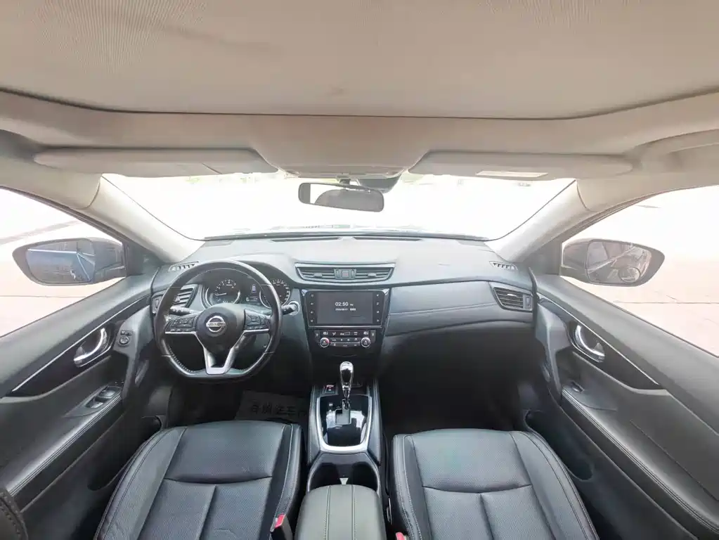 Nissan X-Trail — миниатюра 5