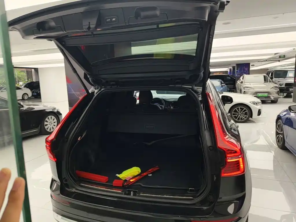 Volvo XC60 — миниатюра 19