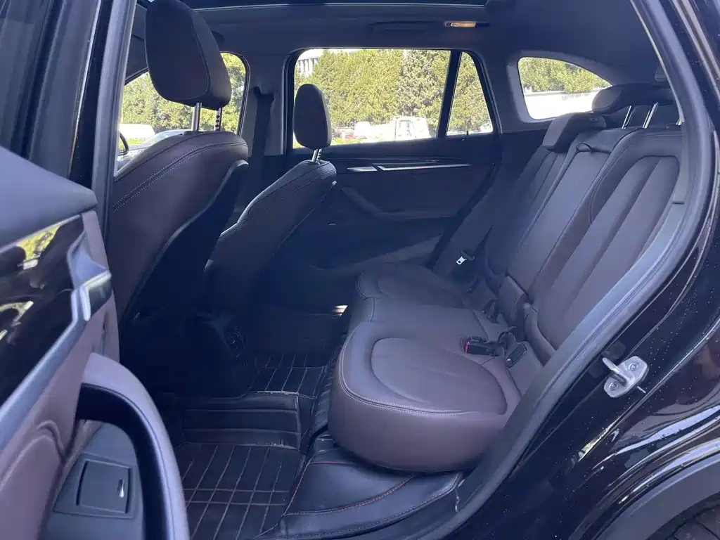 BMW X1 — миниатюра 8