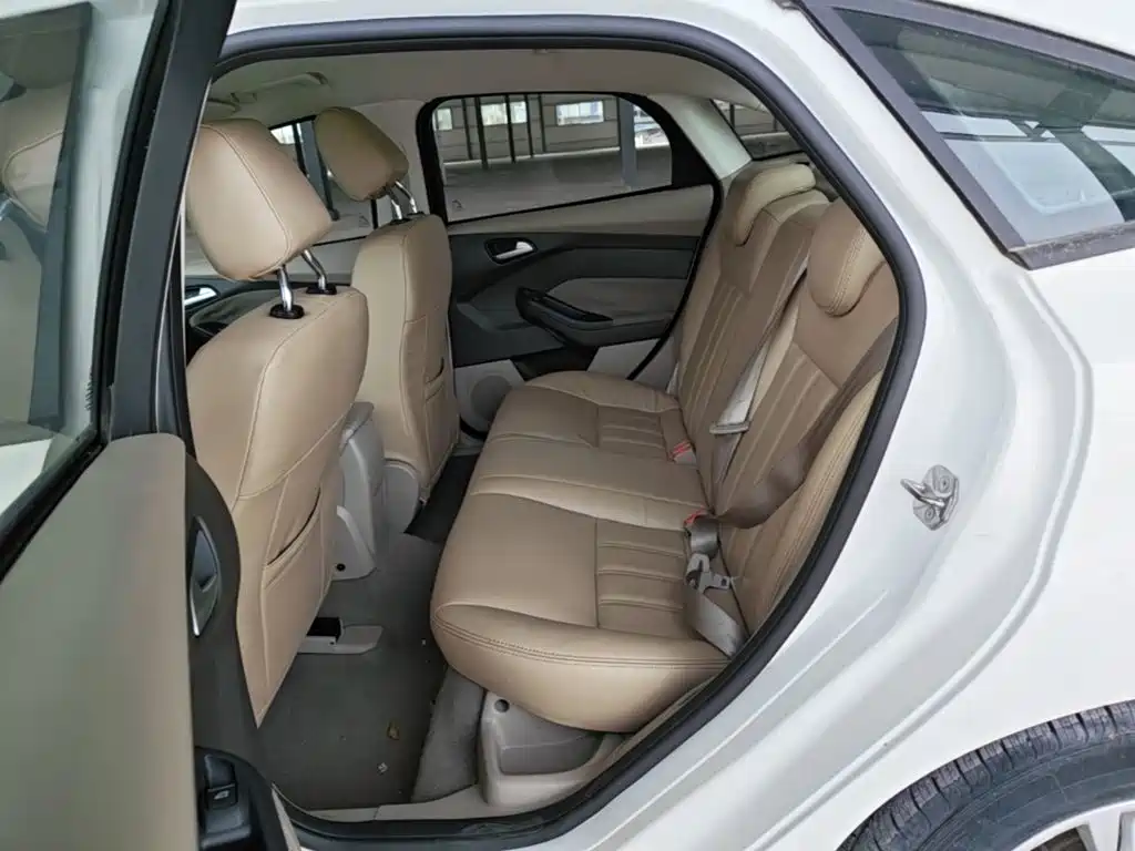 Ford Focus — миниатюра 17