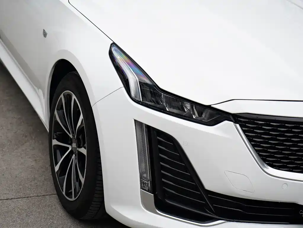 Cadillac CT5 — миниатюра 14