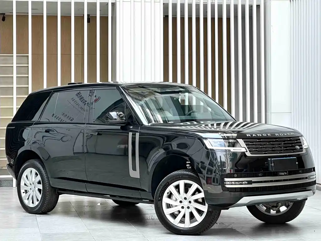 Land Rover Range Rover 2025 3.0 L6 400PS Long Wheelbase мест
