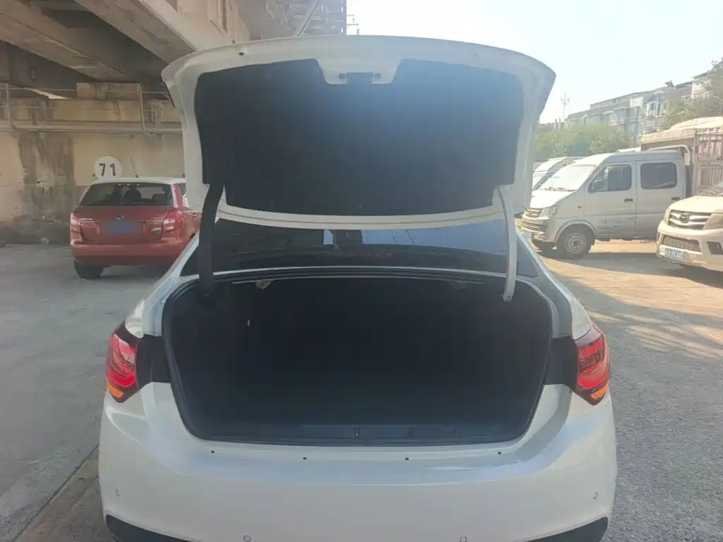 Citroen C4L — миниатюра 19