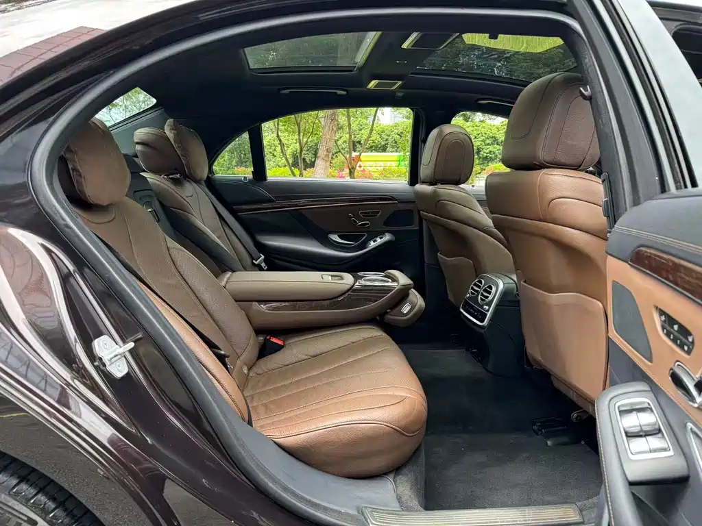 Mercedes-Benz S-Class — миниатюра 8