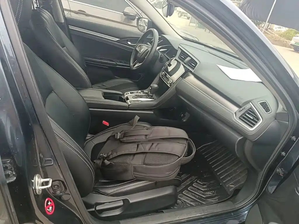 Honda Civic — миниатюра 25