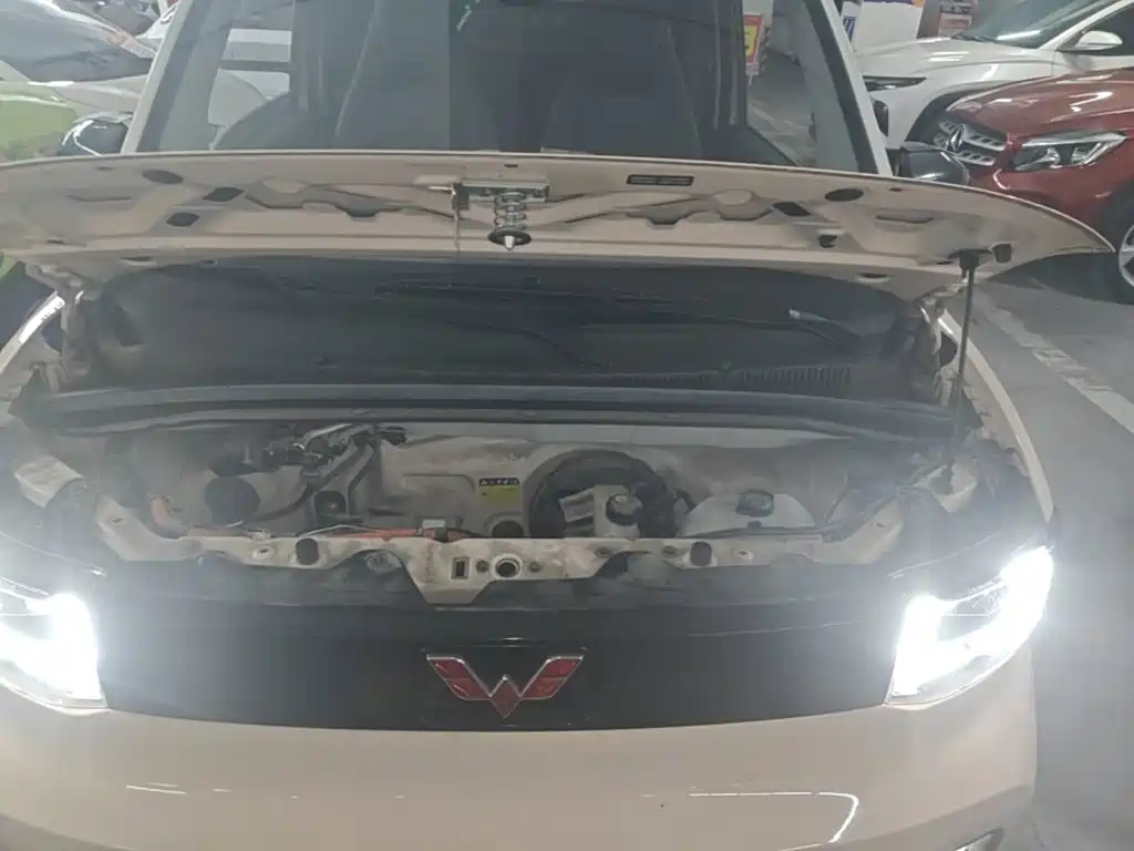 Wuling MINIEV — миниатюра 20
