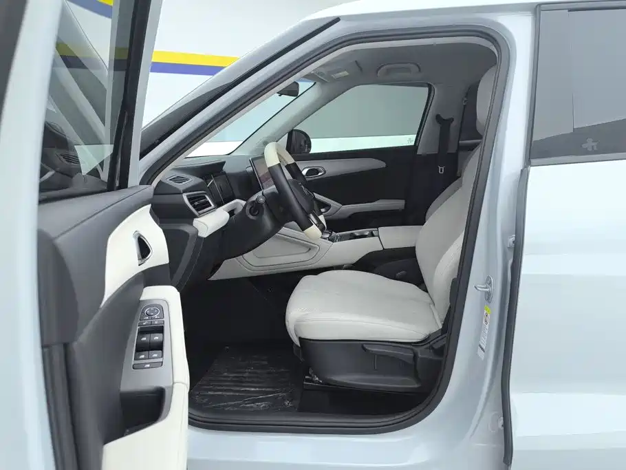 BYD Yuan UP — миниатюра 9