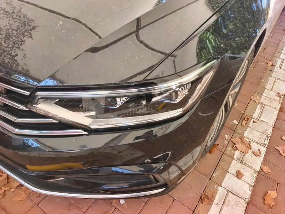 Volkswagen Magotan PHEV — миниатюра 5