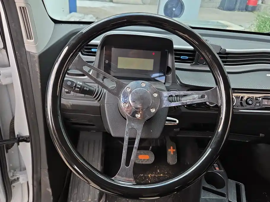 Wuling MINIEV — миниатюра 15
