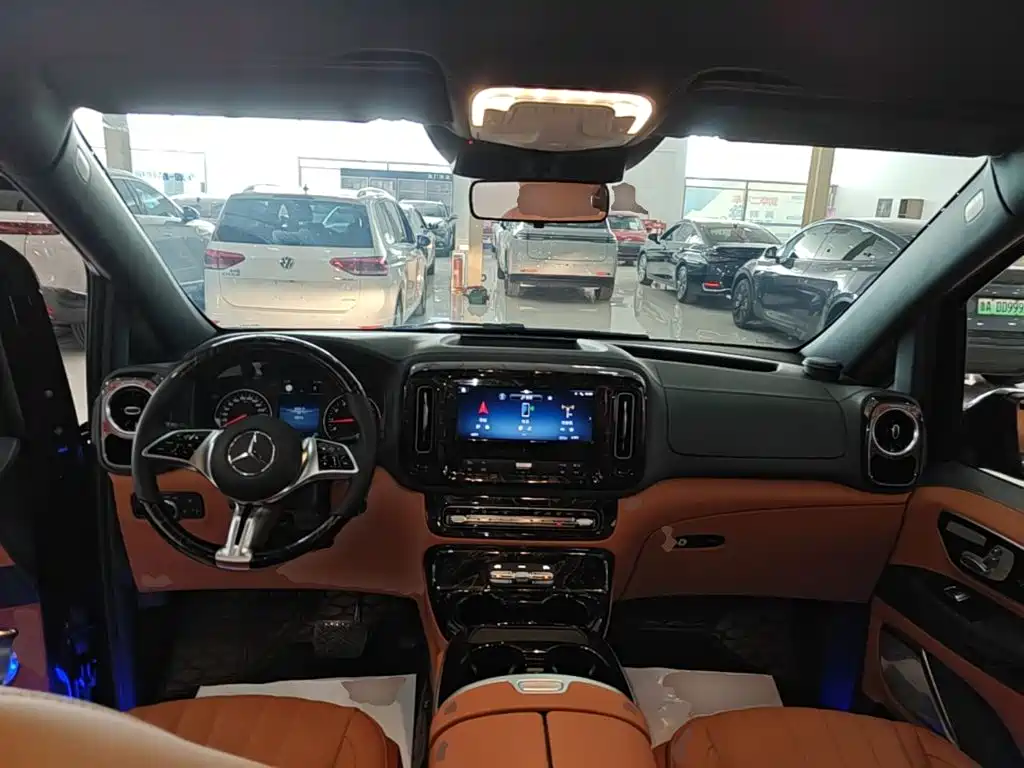 Mercedes-Benz Vito — миниатюра 10