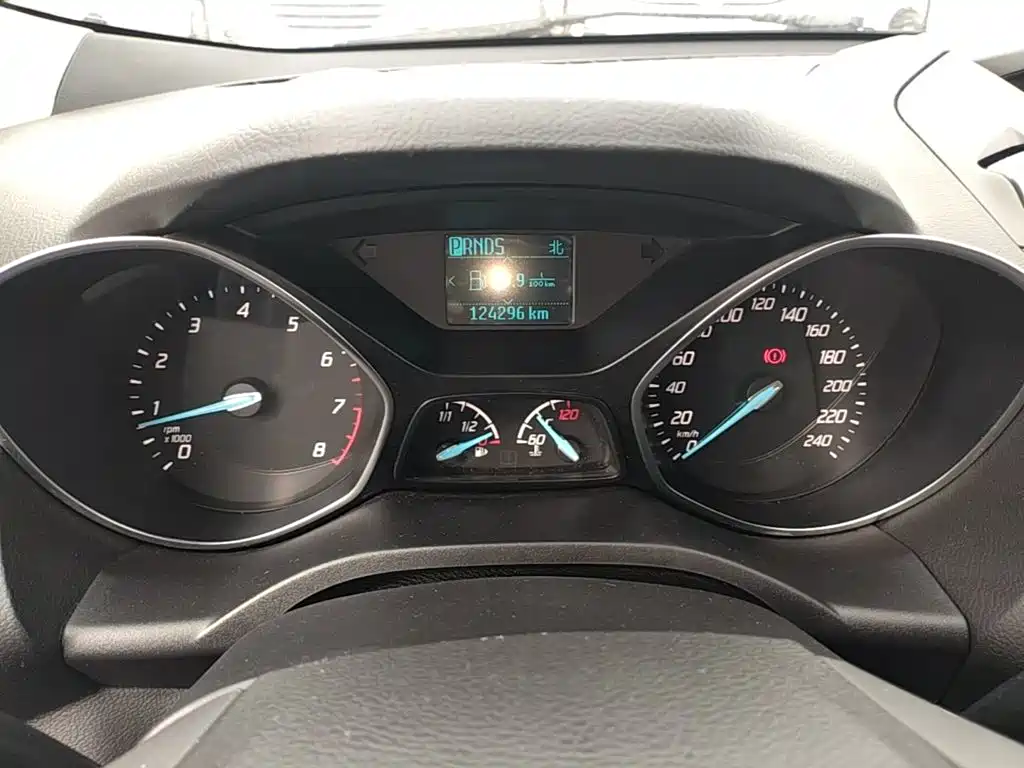 Ford Kuga — миниатюра 12