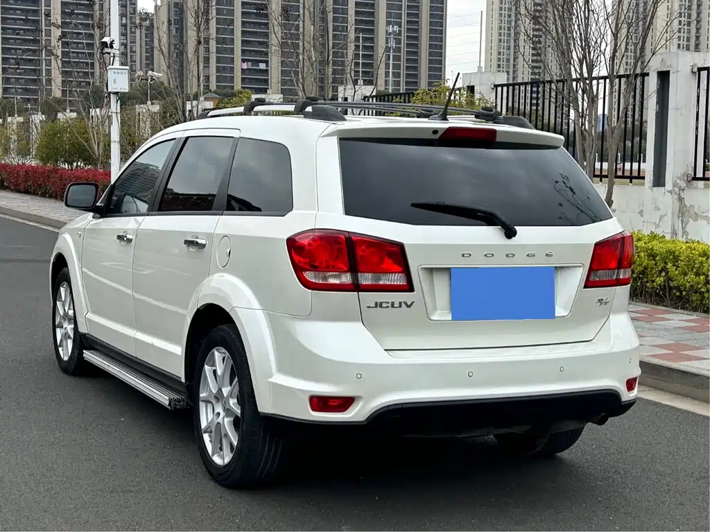 Dodge Journey 2013 2.4L