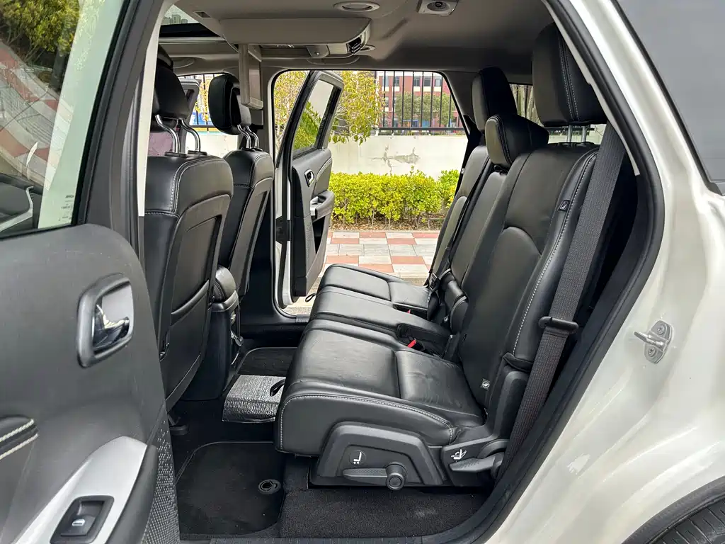 Dodge Journey 2013 2.4L