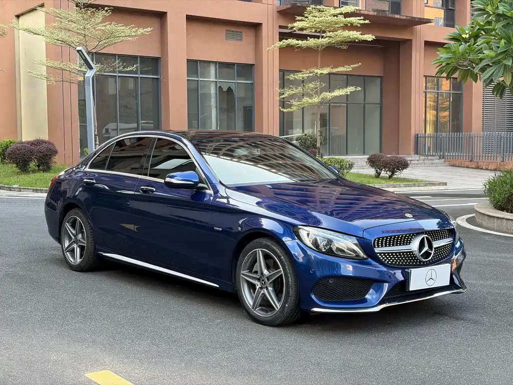 Mercedes-Benz C-Class — миниатюра 8