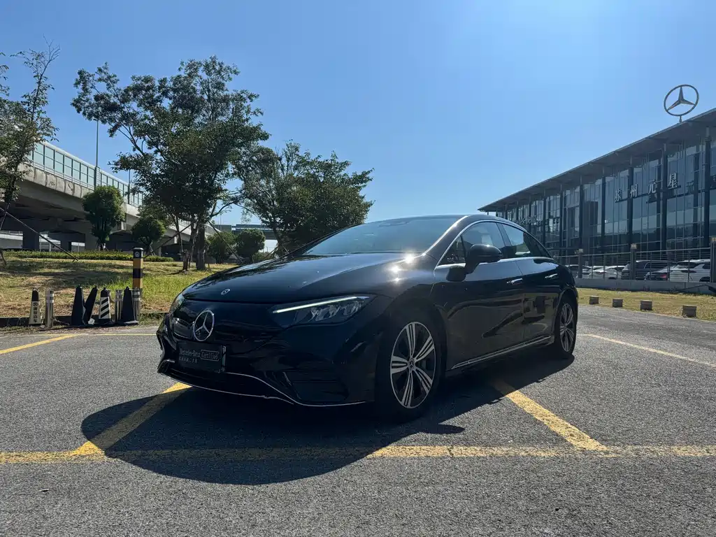 Mercedes-Benz EQE