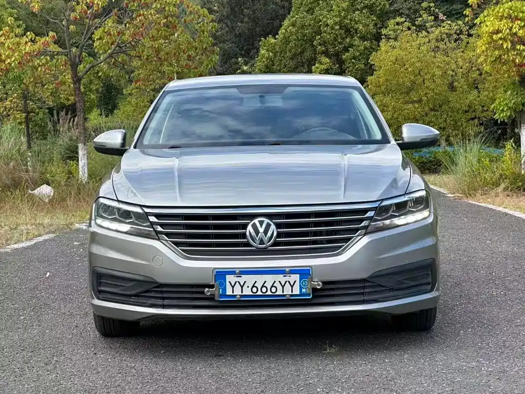 Volkswagen Lavida — миниатюра 2